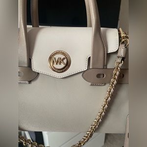 Micheal Kors Purse